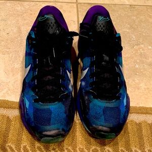 Nike Kobe Overcome